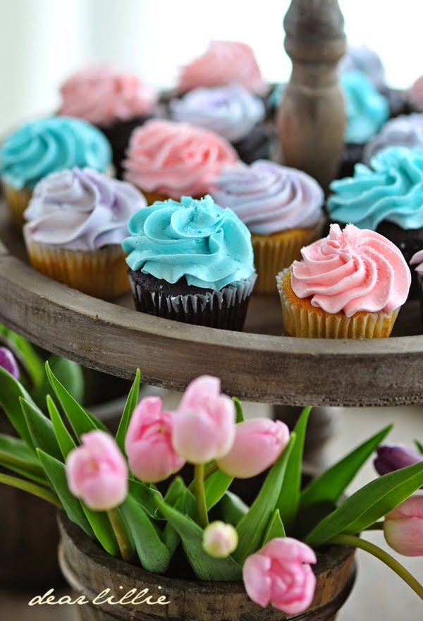 https://www.dearlilliestudio.com/everlys-first-birthday-party/